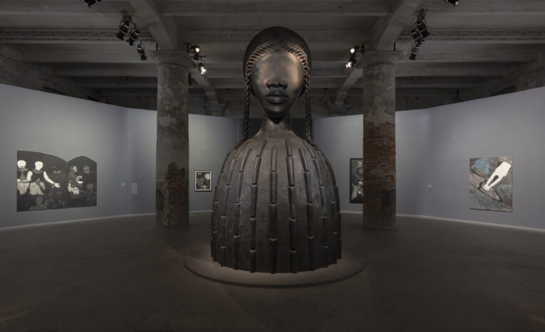 Simone Leigh - Brick House (Foto: Roberto Marossi, Biënnale Arte 2022)