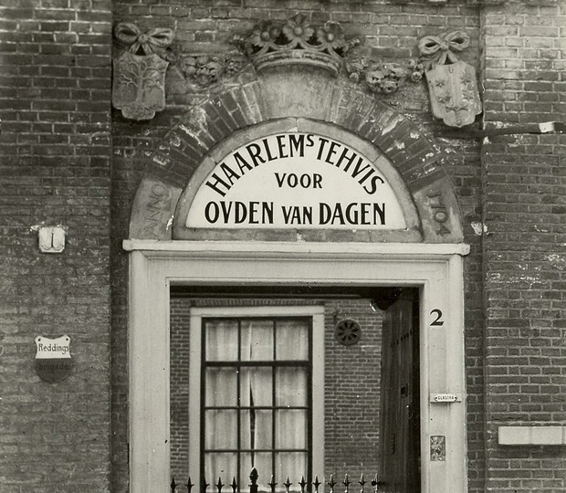 Historische beeld van het Dolhuys - Museum van de Geest